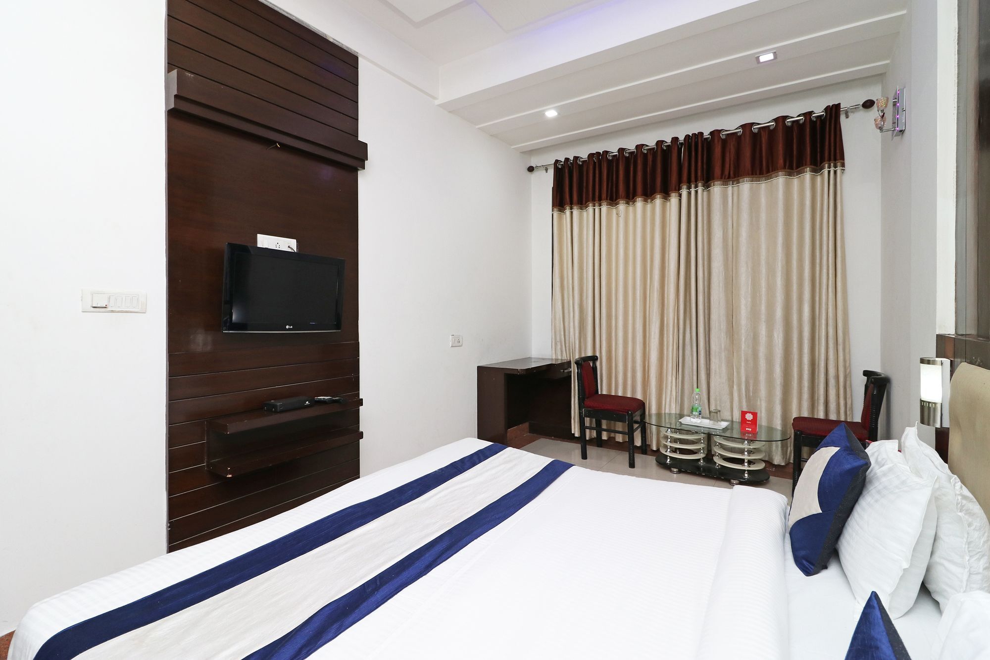 Oyo 9974 Hotel Taj Prince Agra  Exterior photo