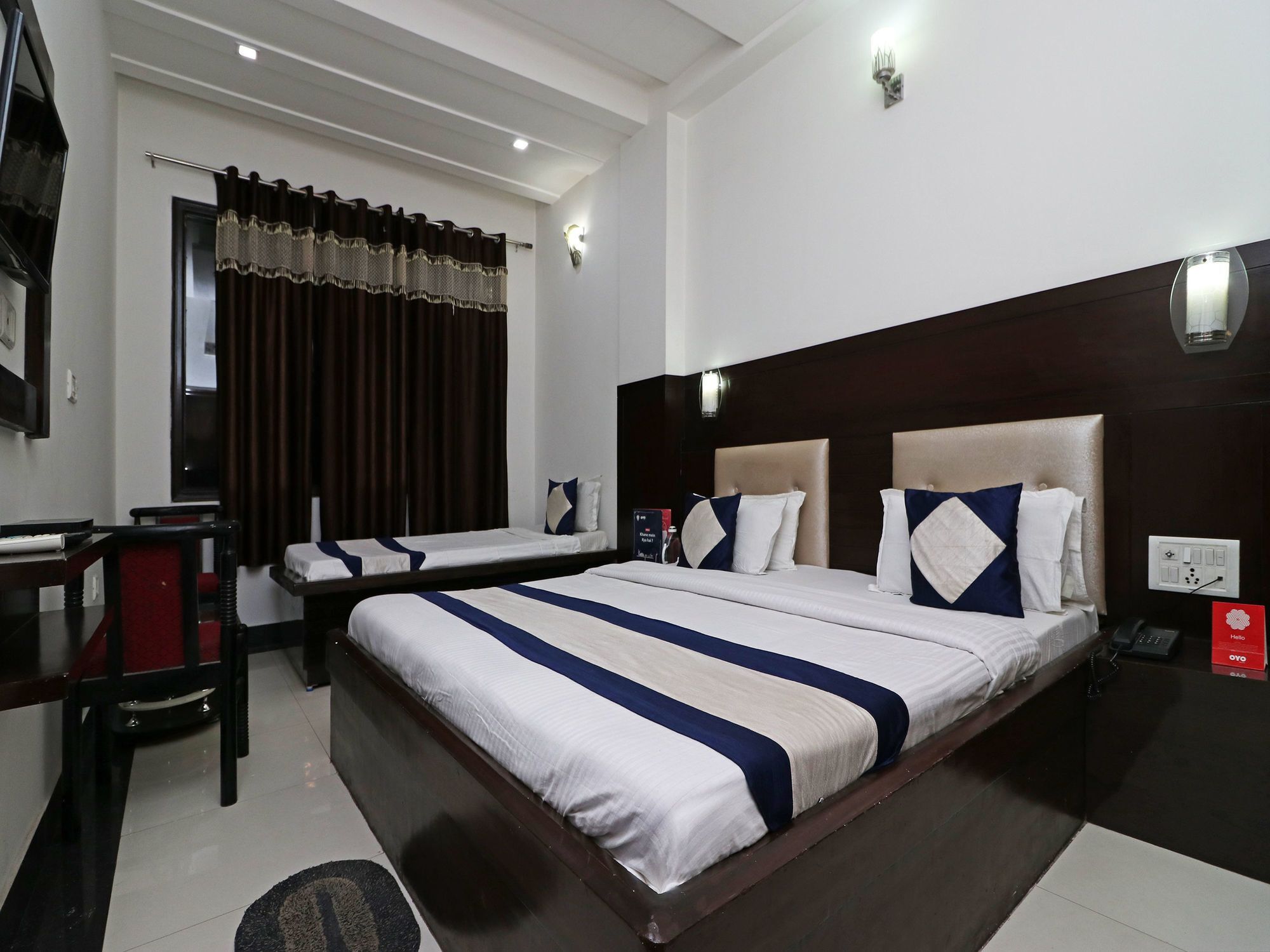Oyo 9974 Hotel Taj Prince Agra  Exterior photo